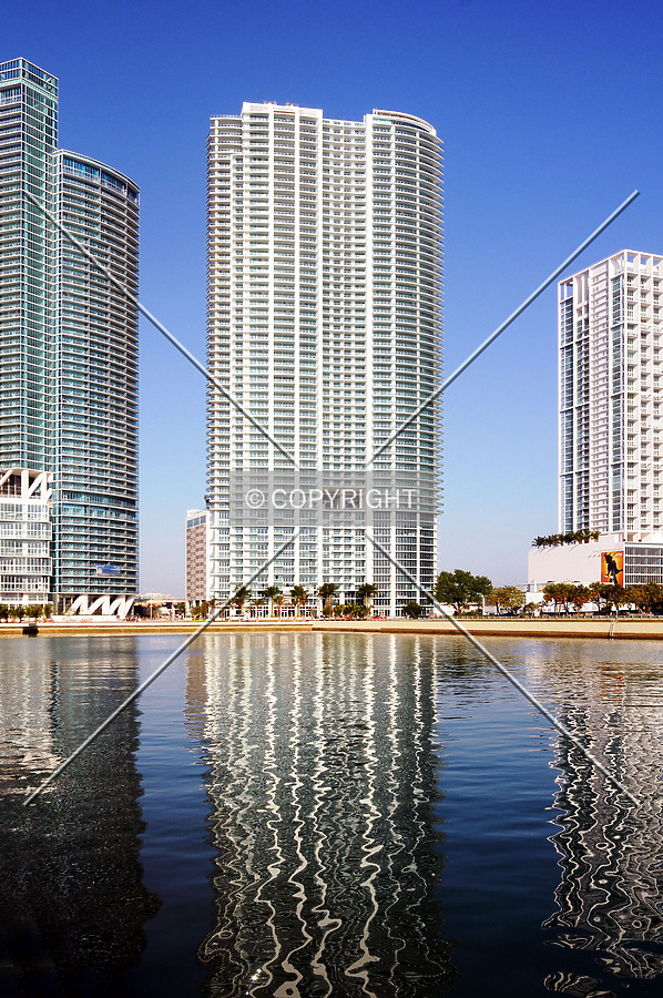 900 Biscayne Bay by Jorge Molina