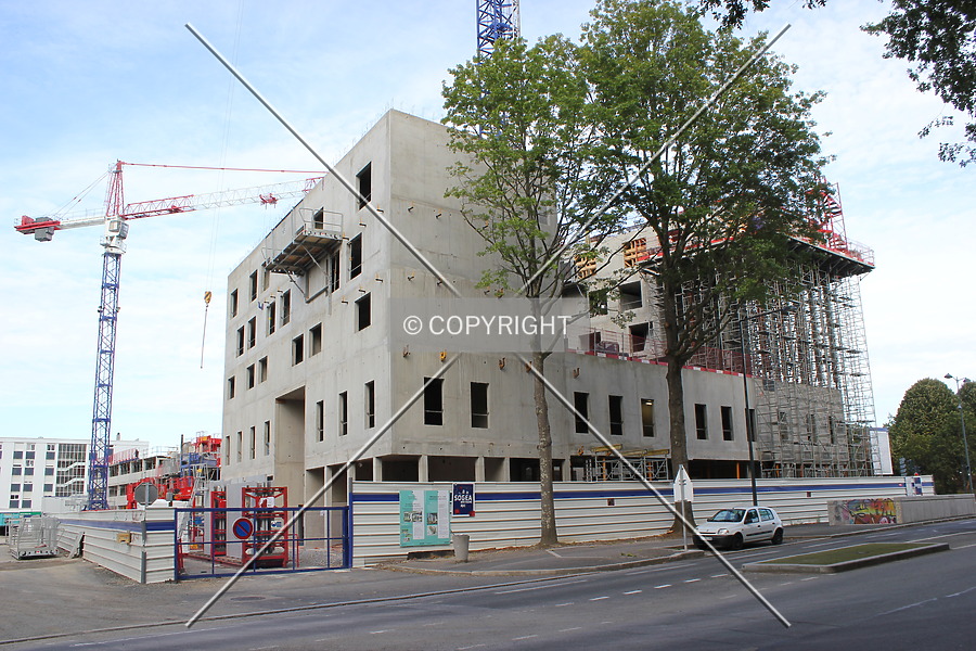 Tour Michel Denis by Florian Barbier