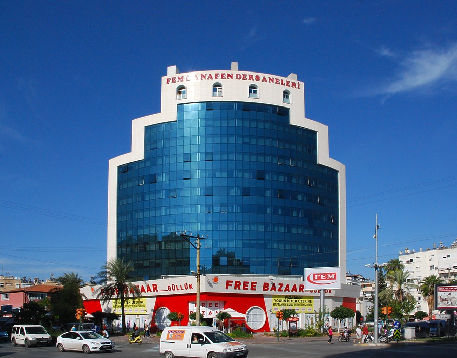 Güllük Business Center by Huopa