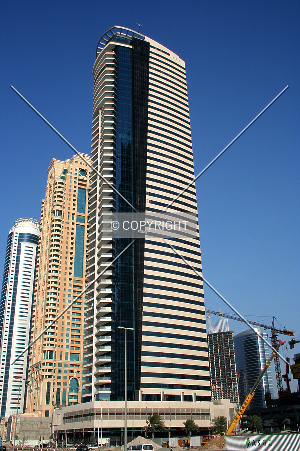 Le Reve by Neil Nickolds