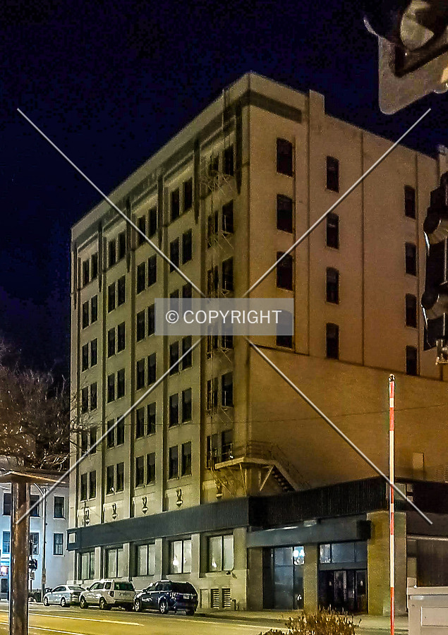 Peoples Bank Building by Ryan Hildebrand