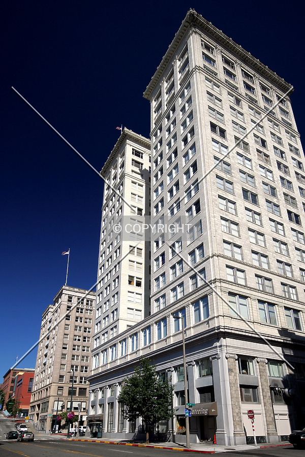 Washington Building by Serdica