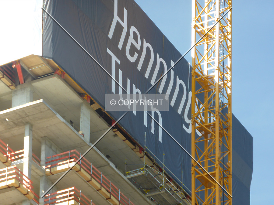 Henninger-Turm by Nephilim
