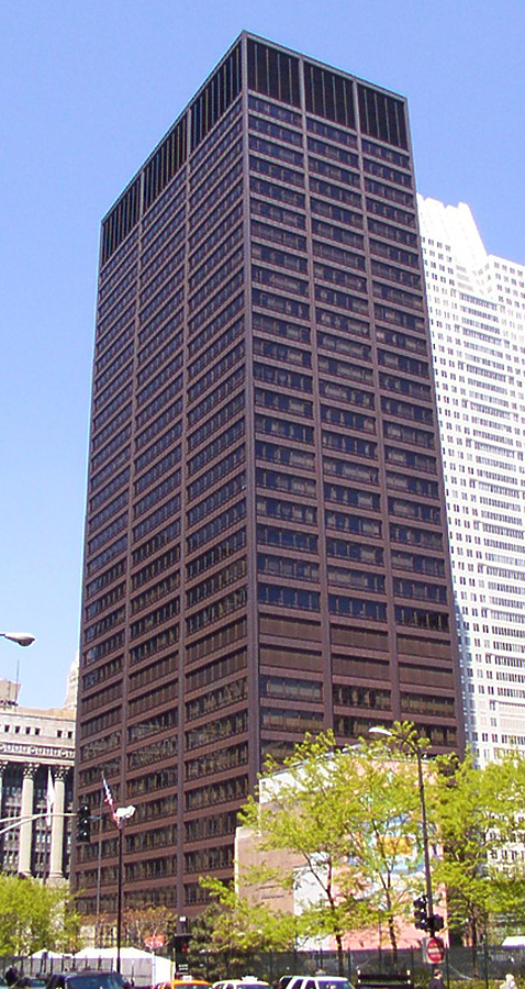 Richard J. Daley Center by Daniel Kieckhefer
