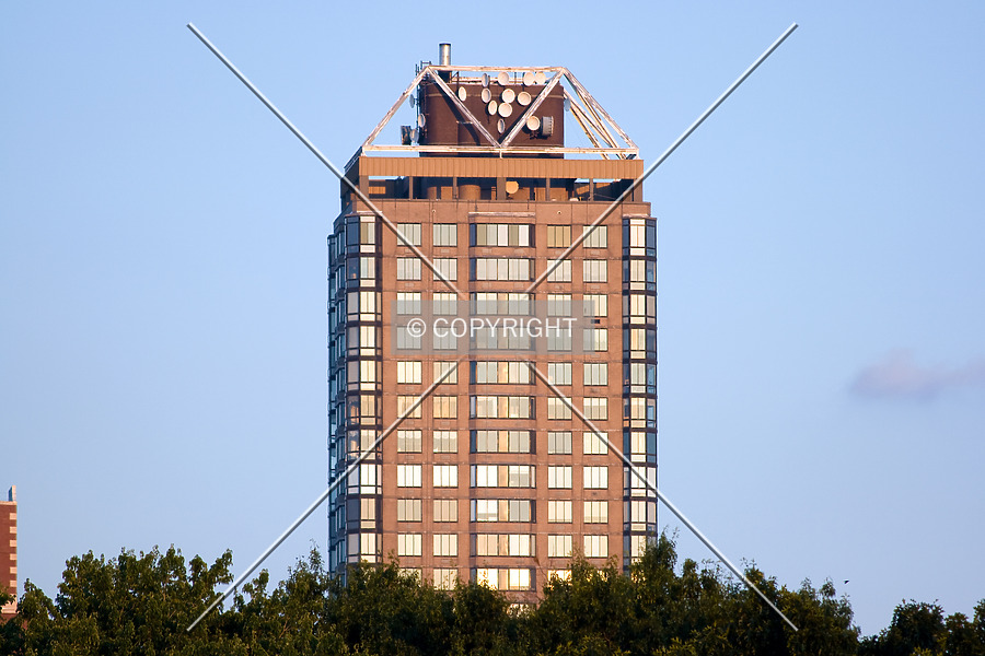 Bristol Plaza Apartments by Serdica