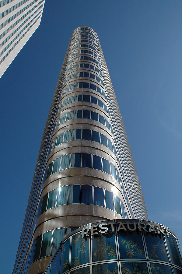 Hôtel Pullman Paris La Défense by John Bek