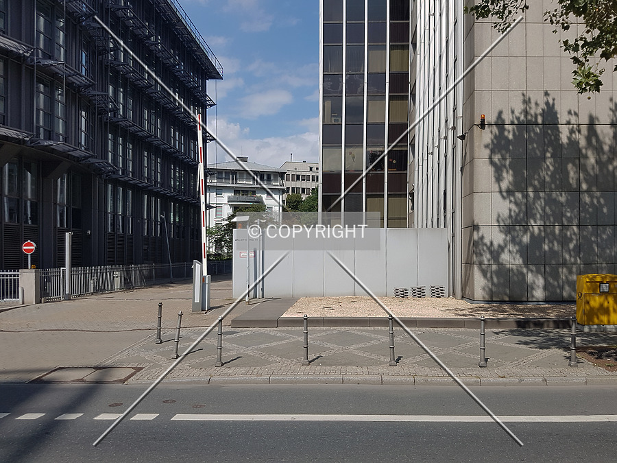 Frankfurter Büro Center by Nephilim
