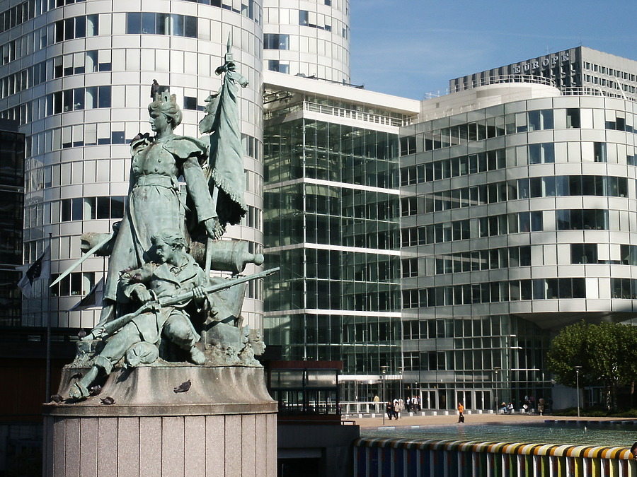Coeur Défense by Daniel Kieckhefer