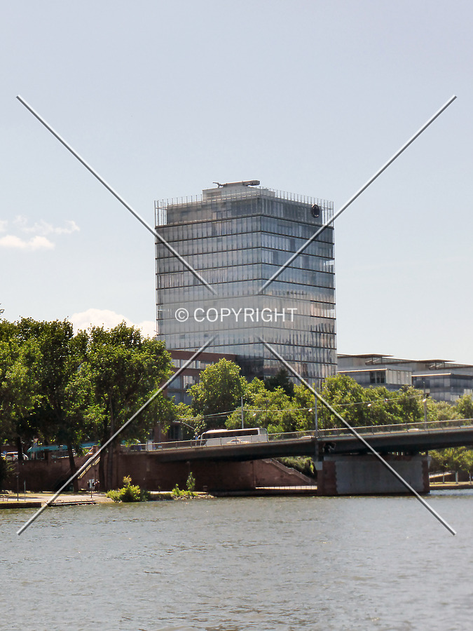 Allianz-Kai by Nephilim