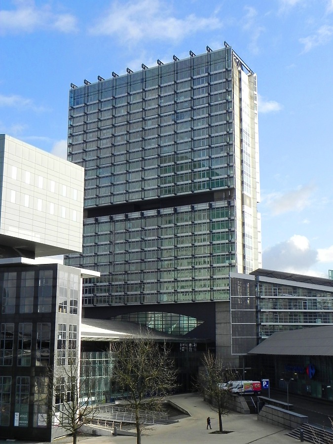 Tour Lilleurope by Florian Barbier