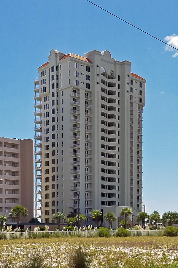 Beach Colony Resort Tower II by Ryan Hildebrand