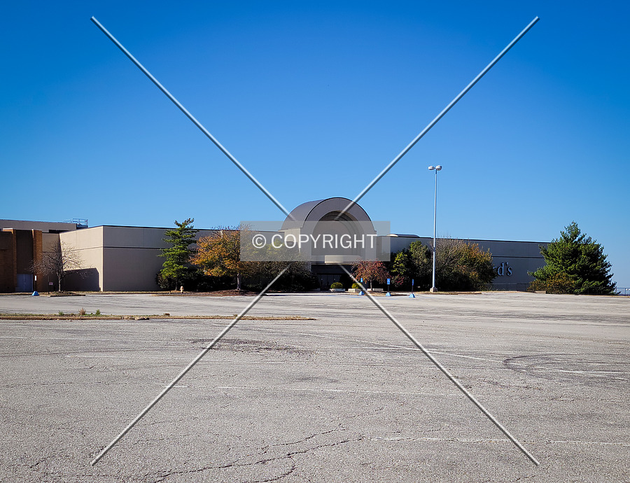 Chesterfield Mall by Ryan Hildebrand