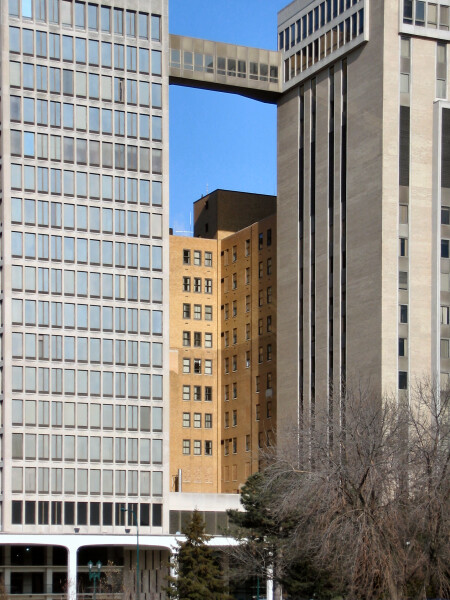 672-173-677