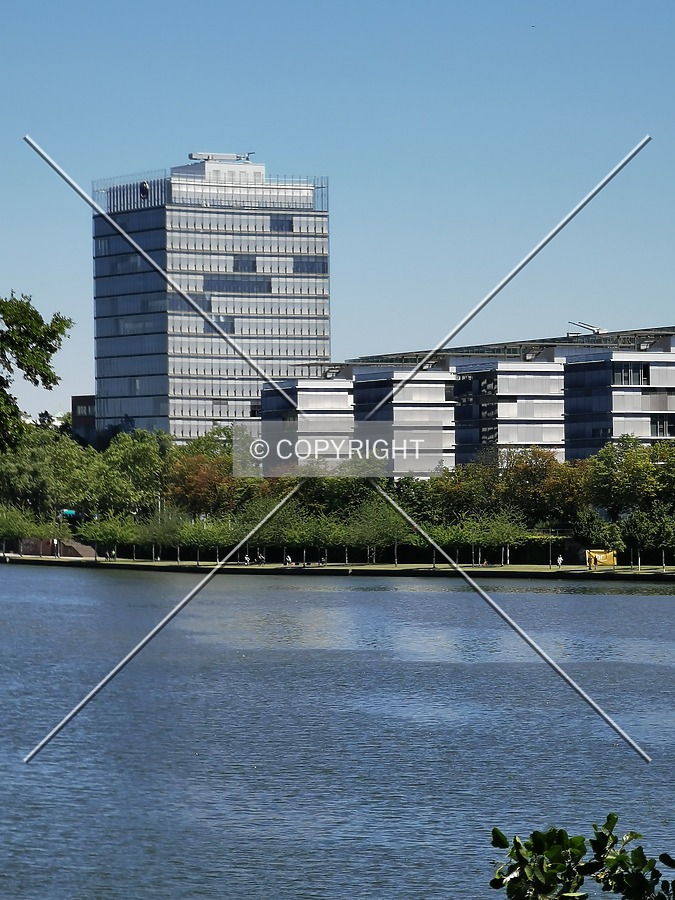 Allianz-Kai by Nephilim