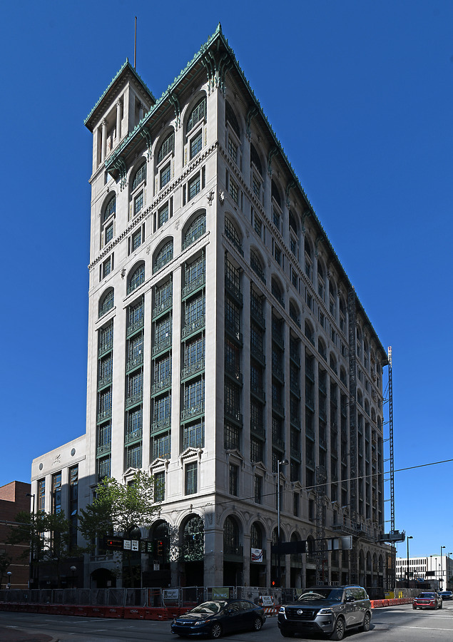Gwynne Building by John W. Cahill