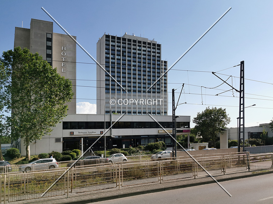 Arabella Center Bürohaus by Nephilim