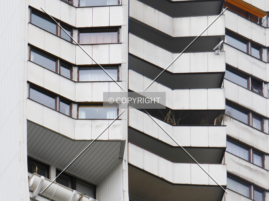 Wohnpark Alterlaa - Block B1-B2 by Nephilim