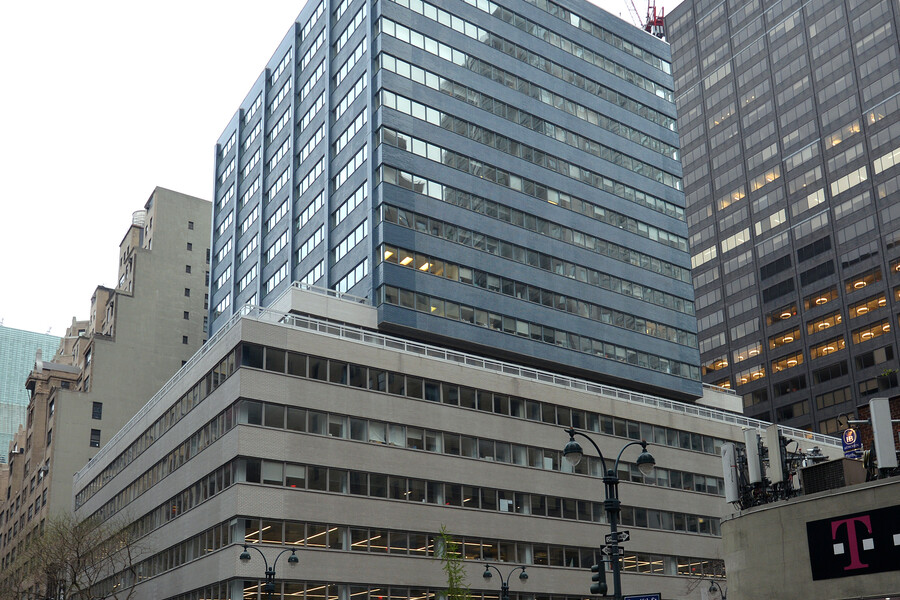 711 Third Avenue