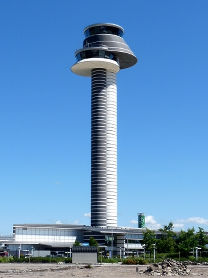 Airport Tower Arlanda by Robin Spetz