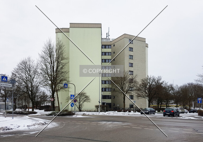 Stadionstraße 6