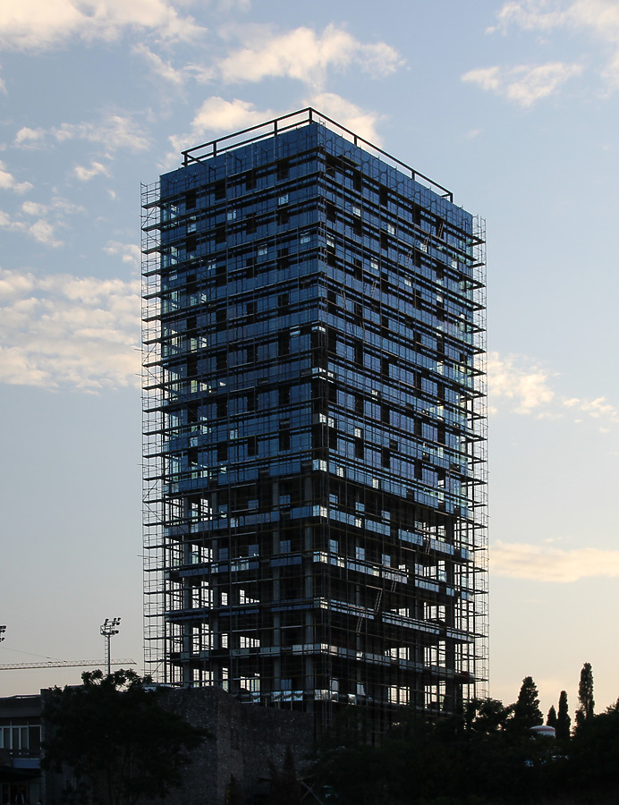 Hotela Podgorica by Kjetil Balog