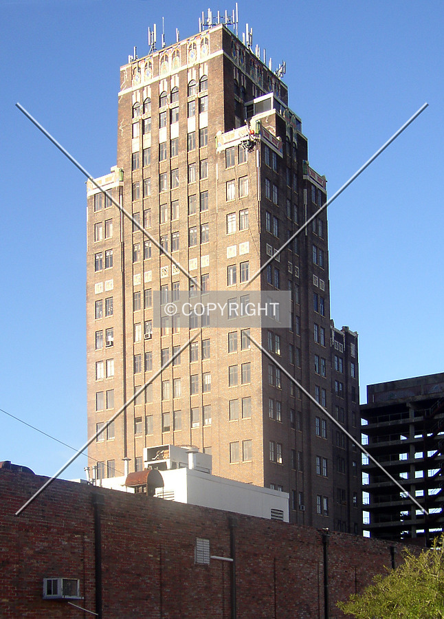 Threefoot Building by Chris Patriarca