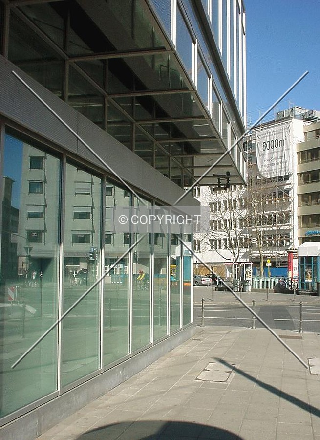 Bankgebäude BfG by Nephilim