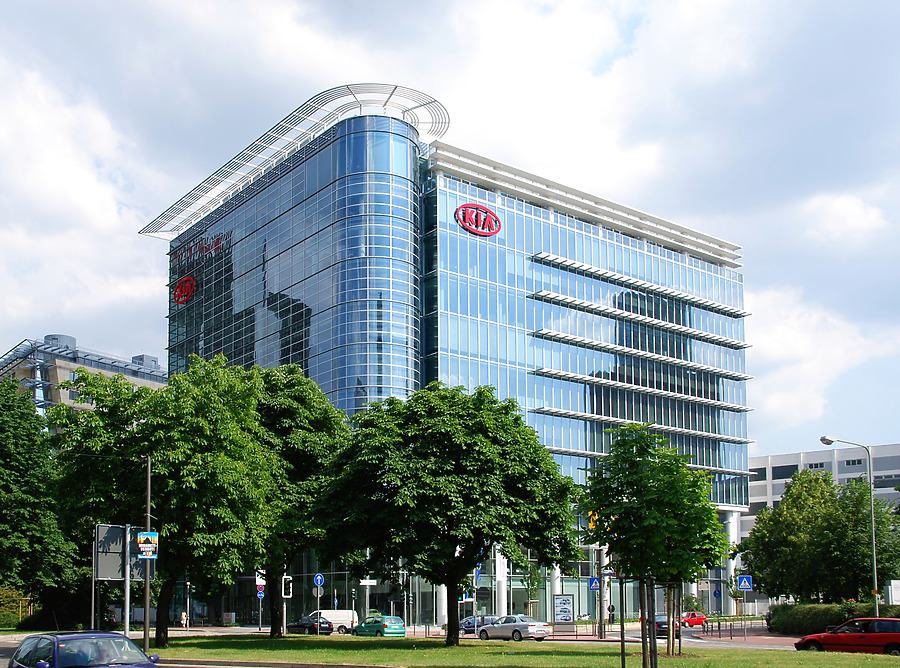 Kia Motors European Headquarters & Design Center by Huopa