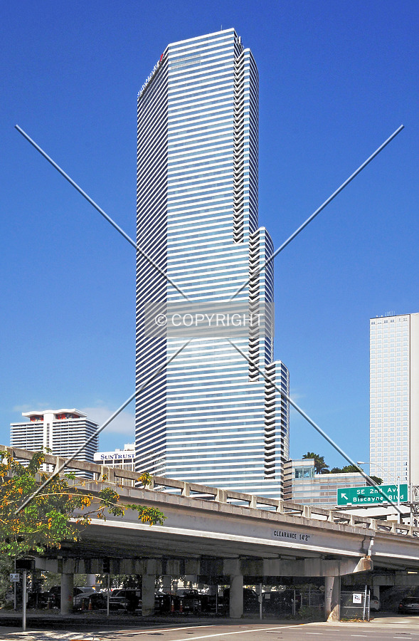 Miami Tower by Jorge Molina