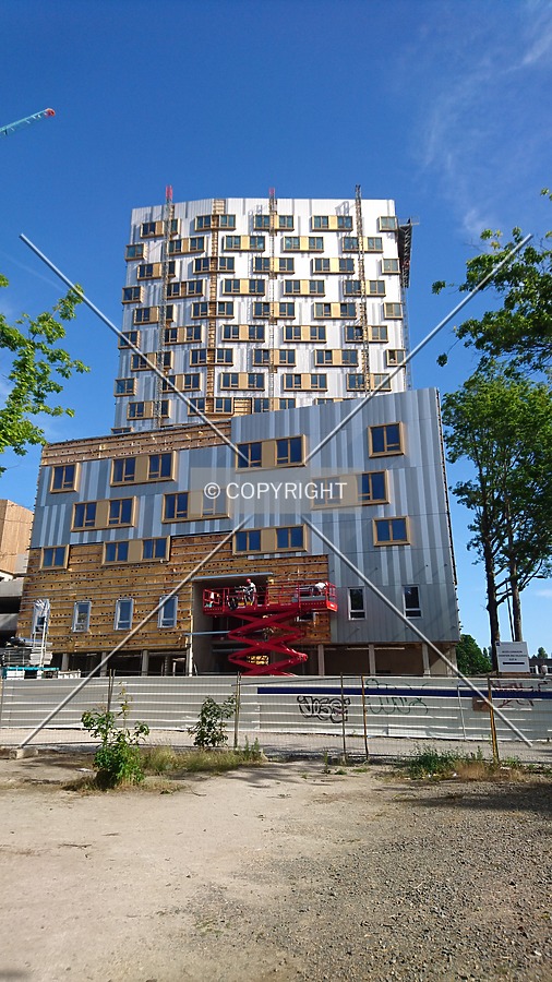 Tour Michel Denis by Florian Barbier