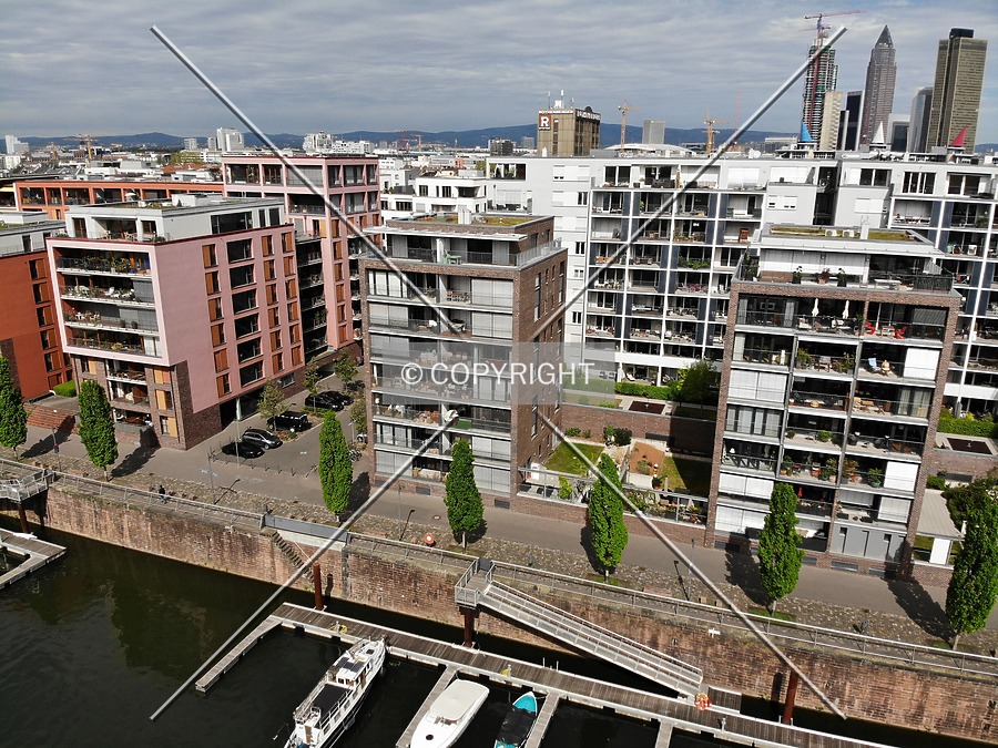 City-Hochhaus by Nephilim