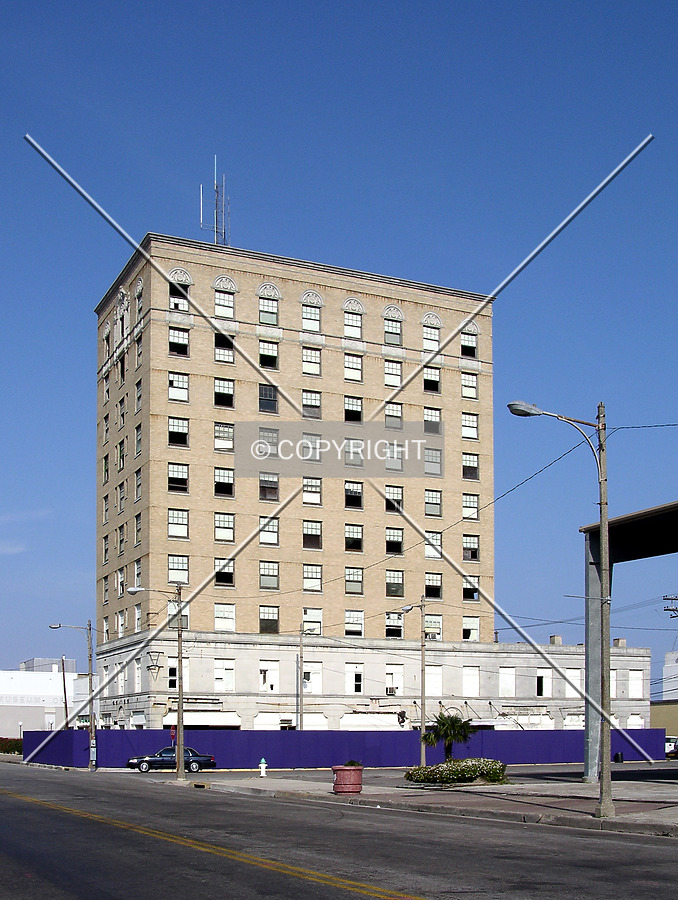 Sabine Hotel by Chris Patriarca