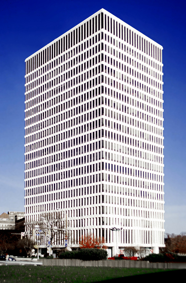 Five Star Bank Plaza by John Cahill