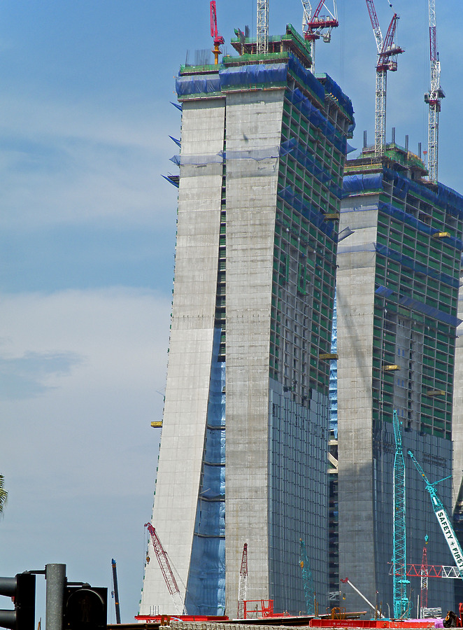 Marina Bay Sands Hotel by Horst Kiechle