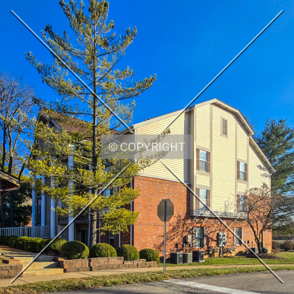 700 Ridgeside Drive