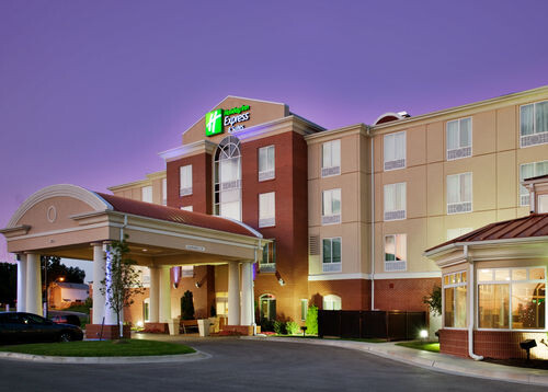 Holiday Inn Express & Suites Kansas City - Grandview
