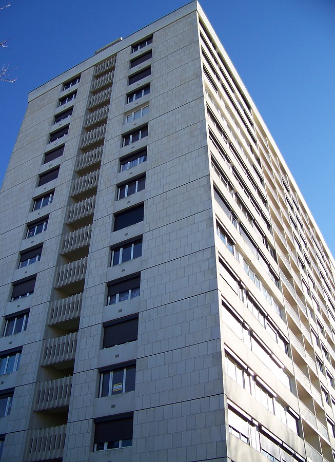 Résidence Montaigne J by Florian Barbier