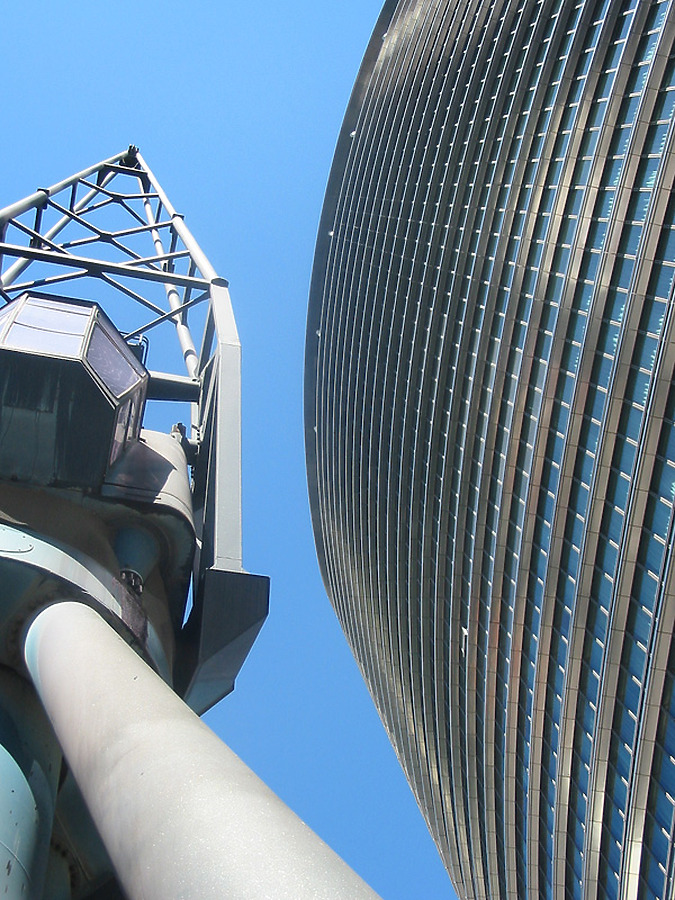 No.1 West India Quay by Jonathan Smith
