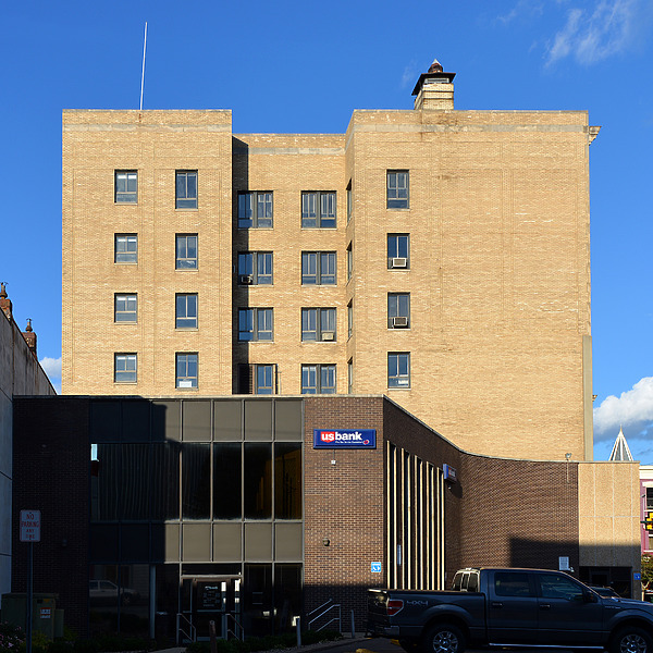 US Bank Building Photo 683-008-473 - Stock Image - SKYDB