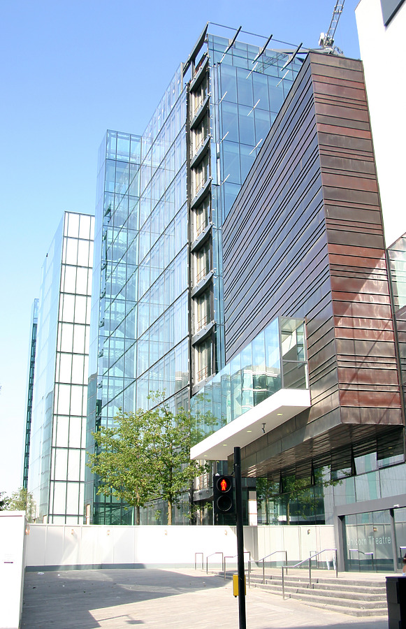 4 More London Riverside by Tristram Compton