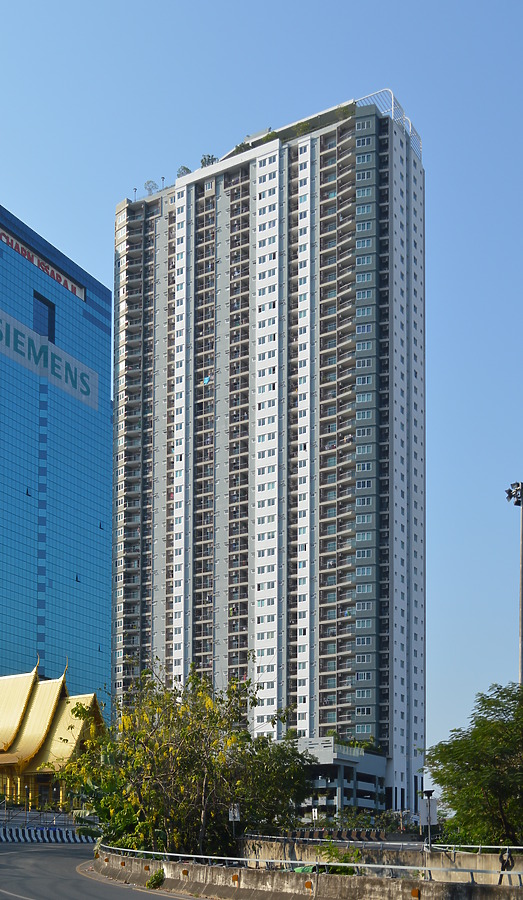 Supalai Park Ekkamai-Thonglor by Huopa