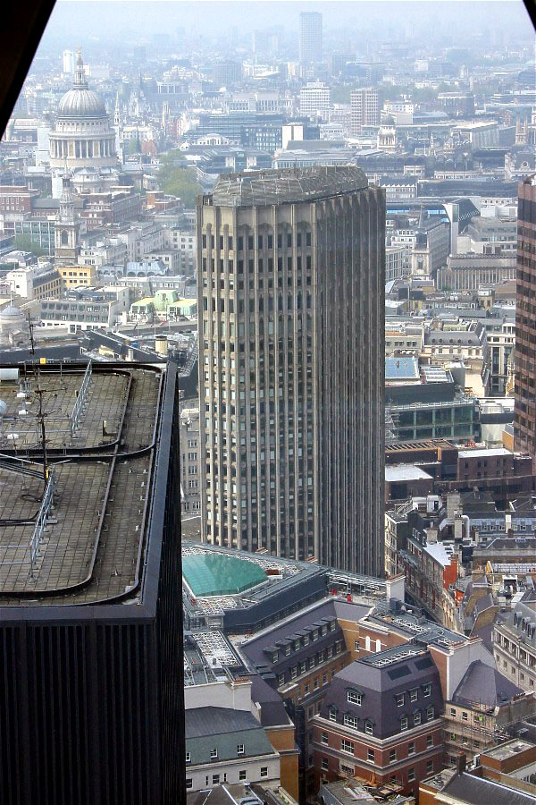125 Old Broad Street by Tristram Compton