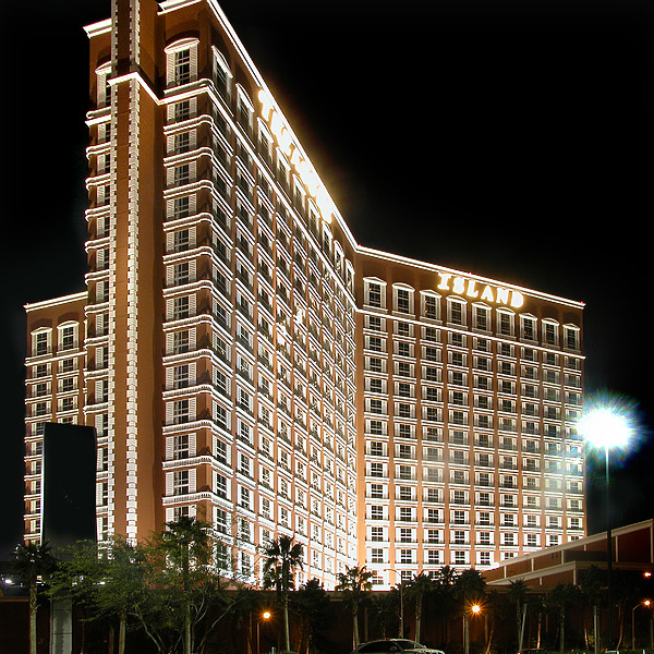Treasure Island Hotel & Casino by Jim Schwartz