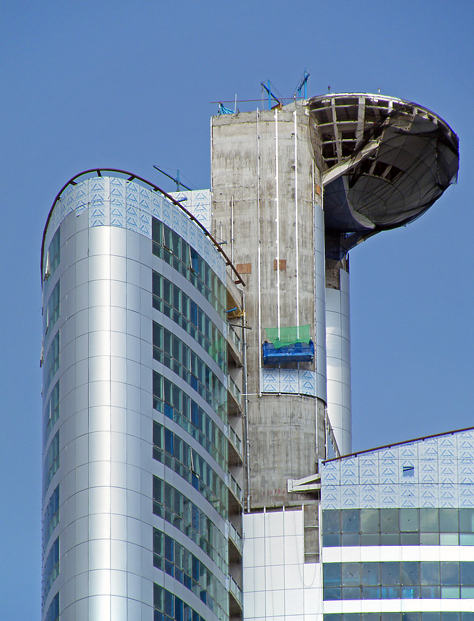 Millennium Residence 1 by Horst Kiechle