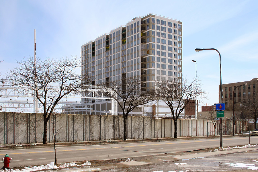 415 Premier Apartments by Daniel Kieckhefer