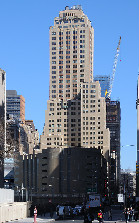 Greenwich Club Residences by David Guija