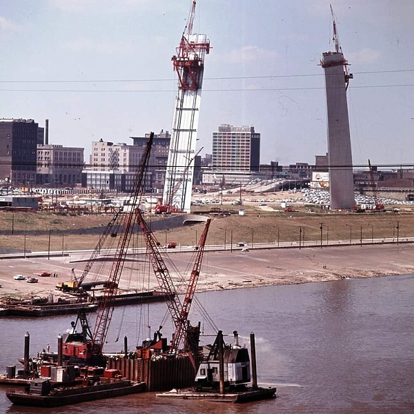 Gateway Arch by Historical Society of Missouri