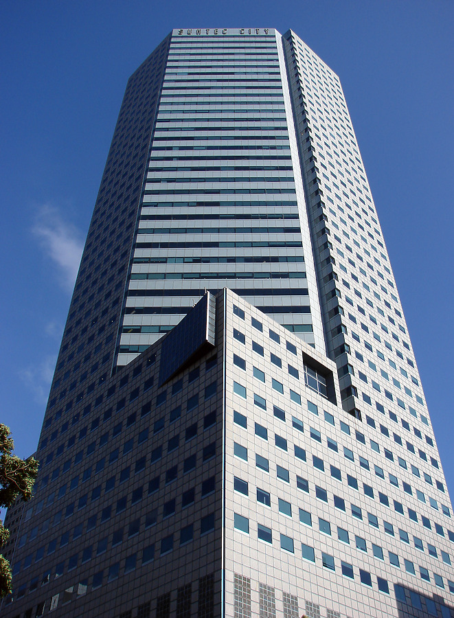 Suntec City Tower 4 Photo 685-532-207 - Stock Image - SKYDB