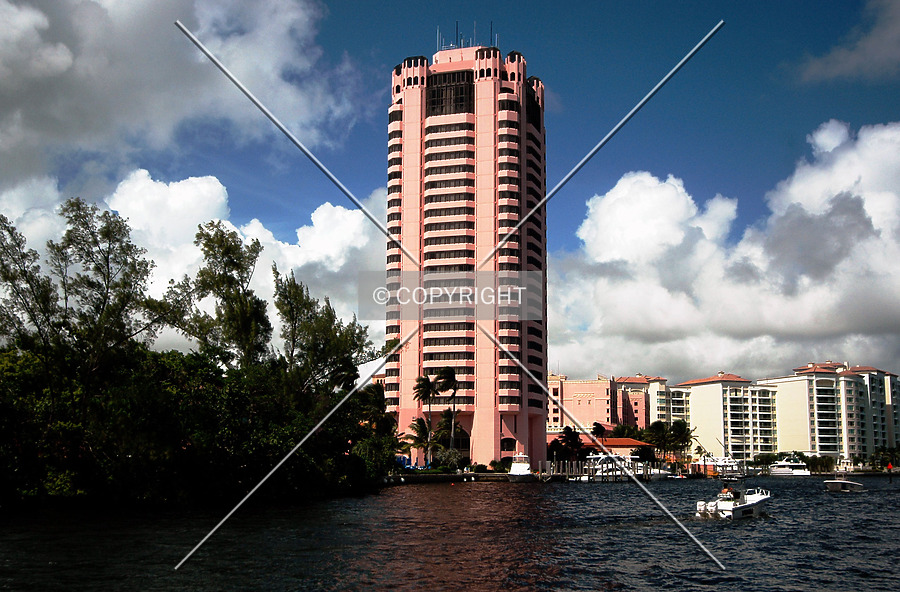 Boca Raton Club Tower by Jorge Molina