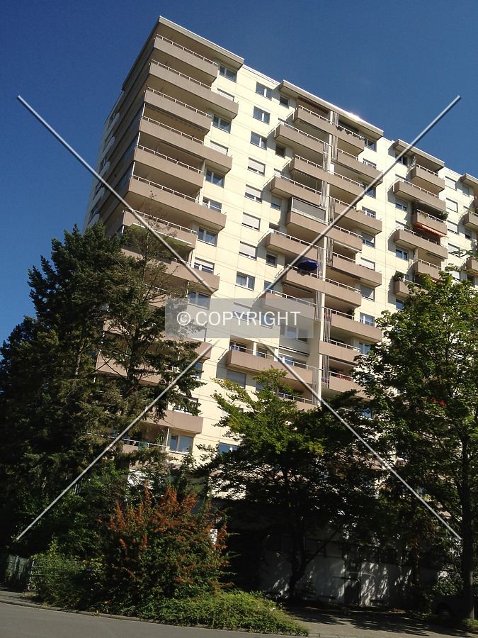 Grundstraße 9-15 by Nephilim